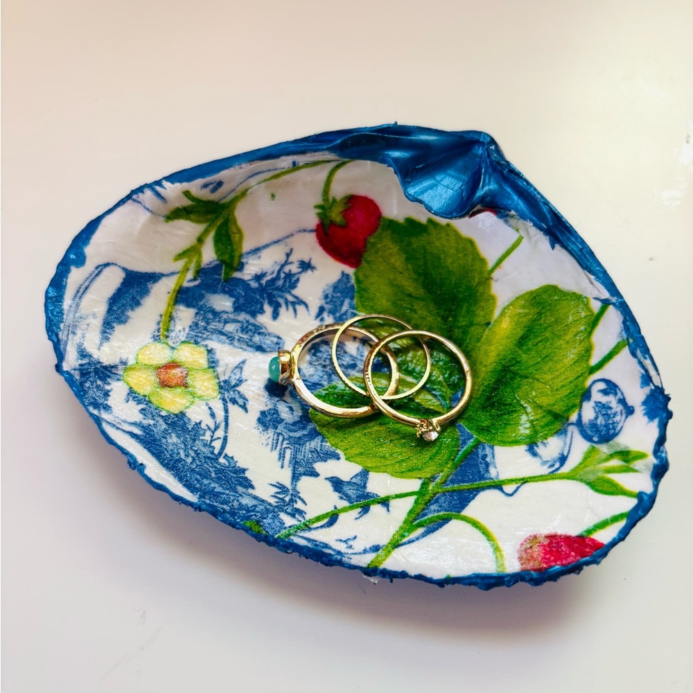 Handcrafted Clam Shell Ring Dish With Strawberry Vase Decoupage Design